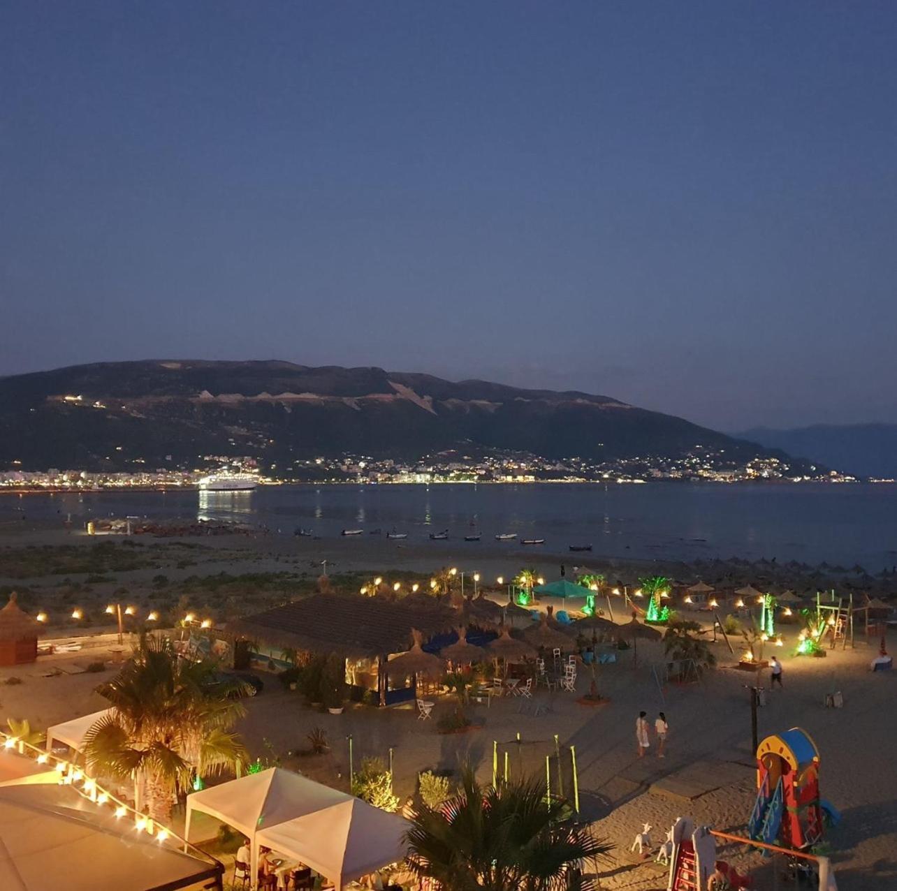 Soleil Apartment With Sunbed & Umbrella Vlore Exterior photo